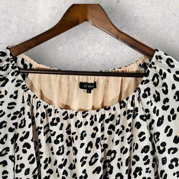 Le Gali Flounce Dress Animal Print Chiffon Off Shoulder Size L - Picture 4 of 9